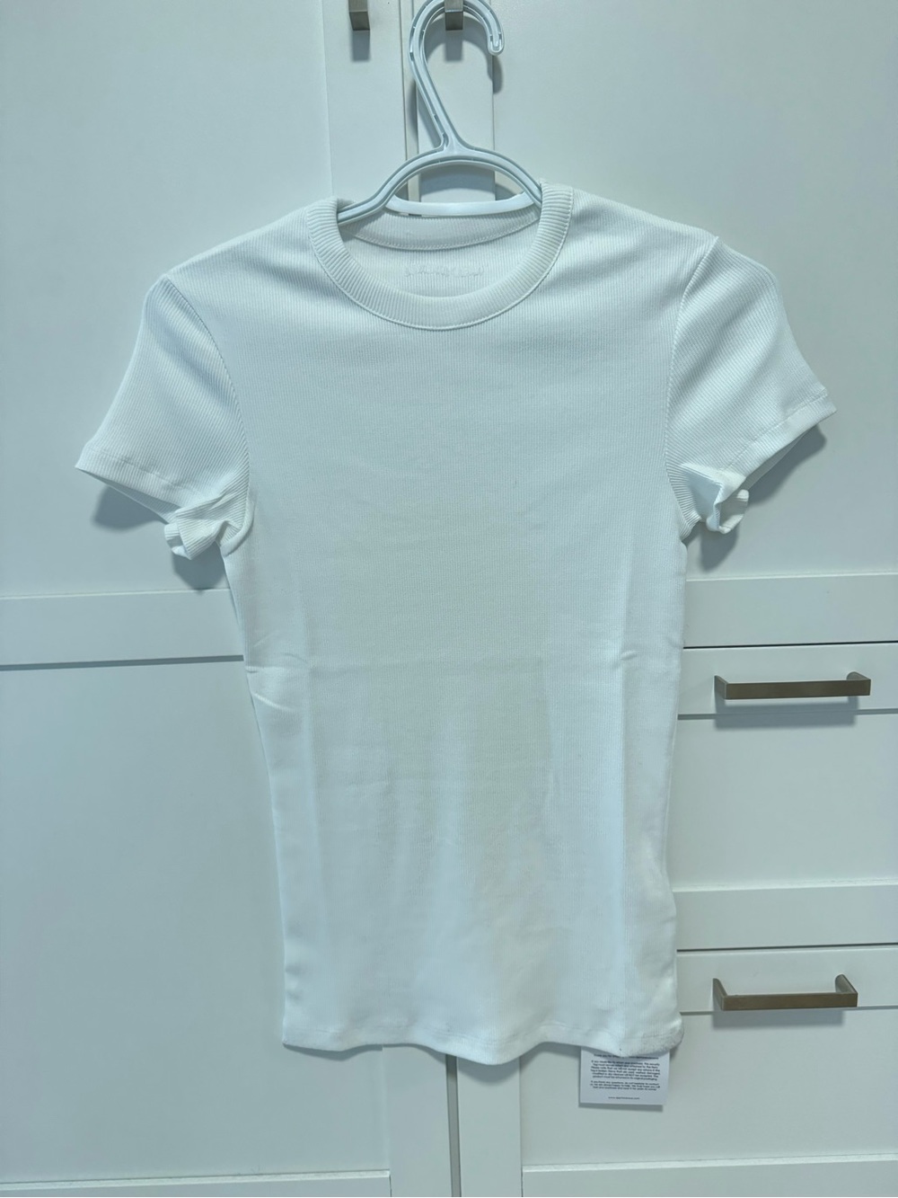 Djerf Avenue Slim White Ribbed Crewneck Tee